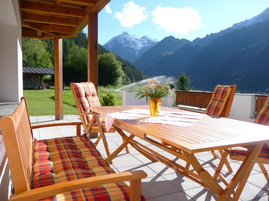 Apart Piz Mondin Pfunds Habitación foto